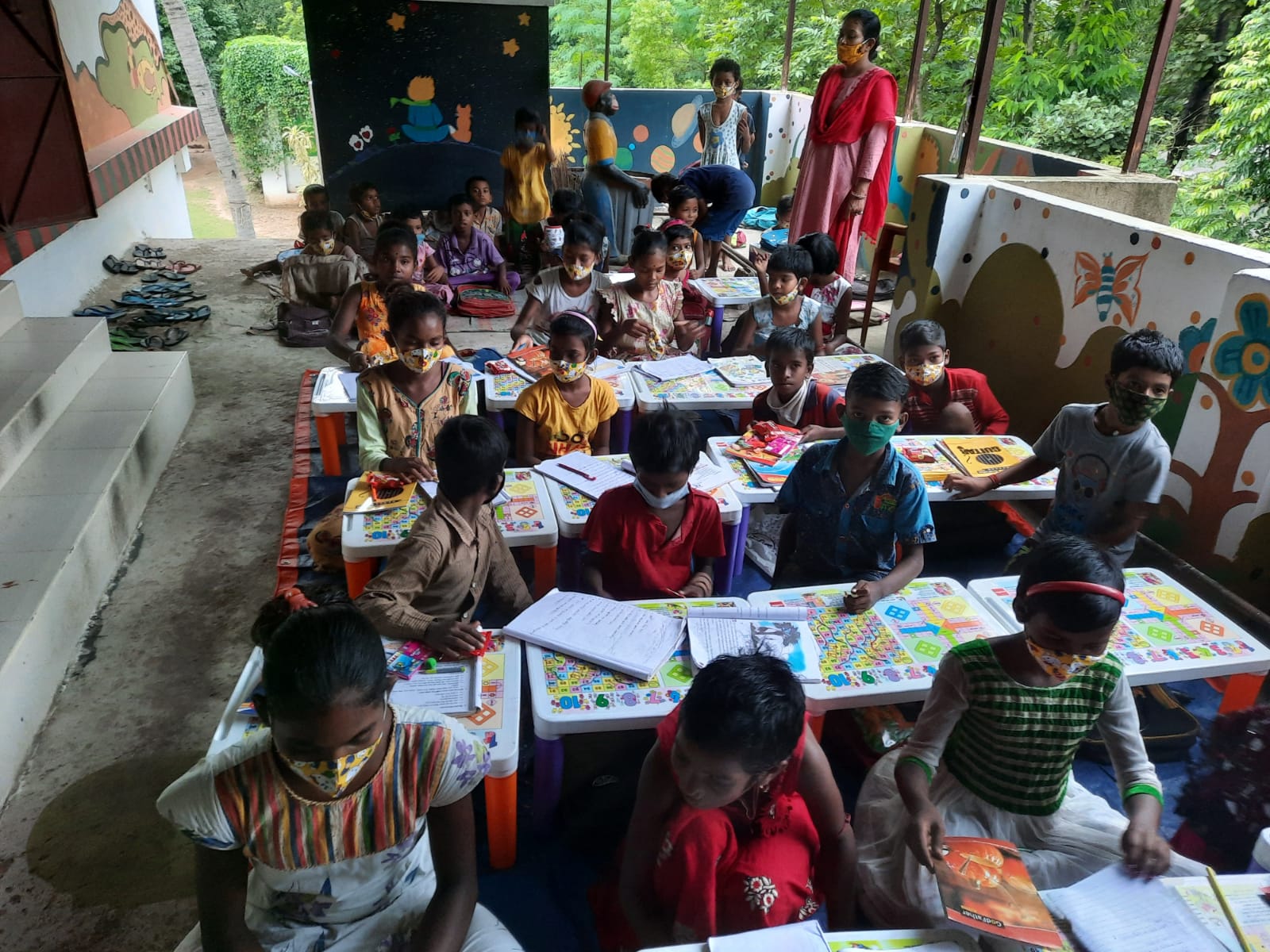 Distribution of Stationaries to the Underprivileged: Happy School