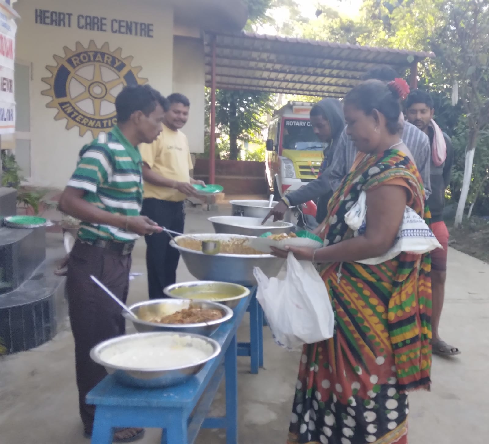 Distribution of cooked foods.