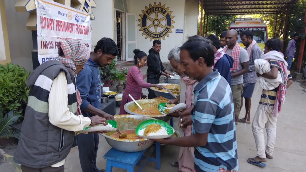 Distribution of cooked foods.