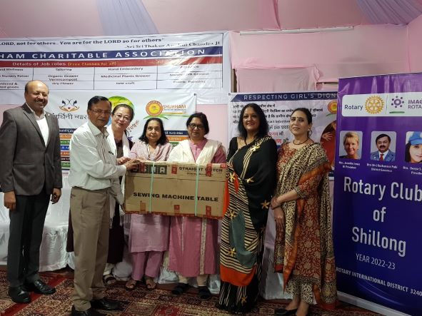 4. Gifting Sewing Machine to Shubham Charitable Association on 14th October2022.