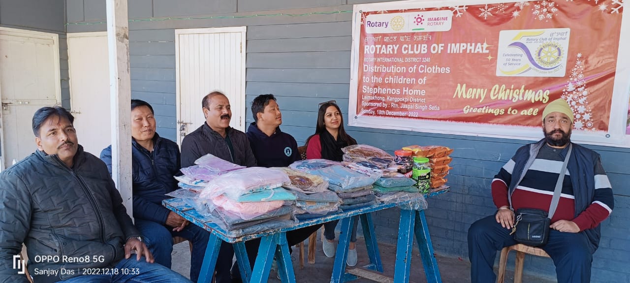 Rotary Club of Imphal distributes winter clothes to children
