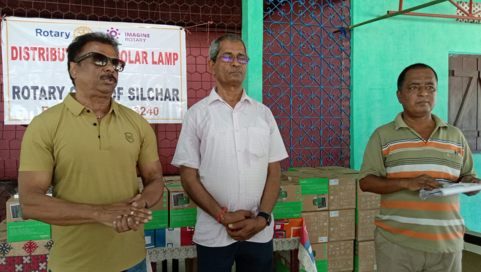 Distribution of Solar lamps